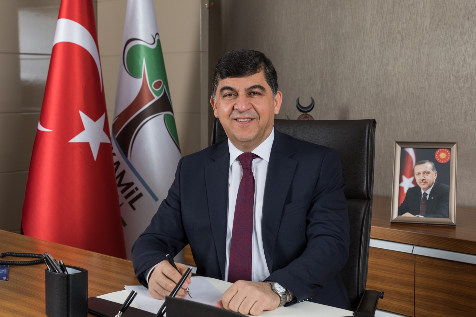 Photo of Şehitkamil Belediye Başkanı Rıdvan Fadıloğlu, Mevlid Kandili dolayısıyla mesaj yayınladı.