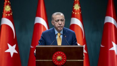 Photo of Cumhurbaşkanı Erdoğan: “İşçimizi Zora Sokmayacağız, En Uygun Kararı Vereceğiz”